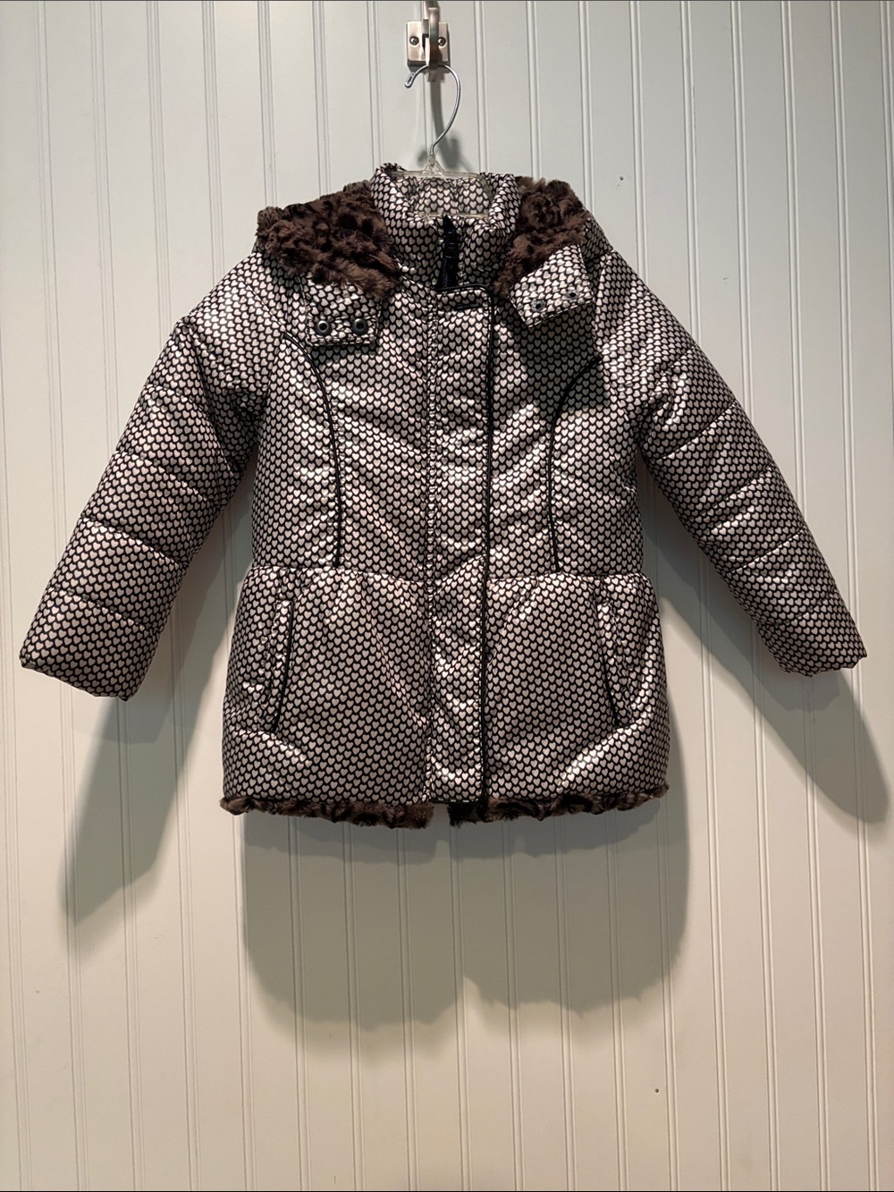 Catimini Hooded Coat w/Metallic Heart Print Pattern and Faux Fur Lining Sz 5